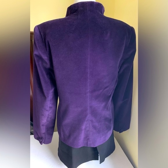 Purple color thick velvet blazer jacket single button closure shawl collar lined - Picture 10 of 11